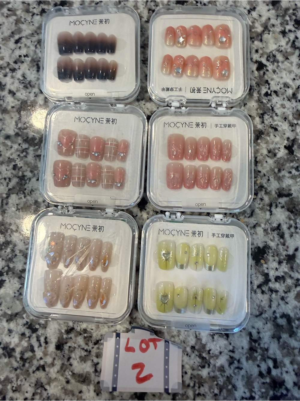 MOCYNE  12 sets acrylic nails, 2 in each case plus adhesive